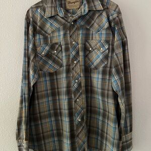 Wrangler Men's Multicolor Plaid Button Down Shirt